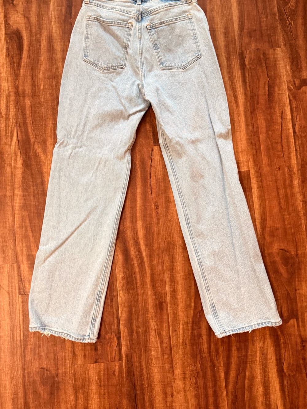 Abercrombie 90s Relaxed High Rise Jeans Light Wash Size 28